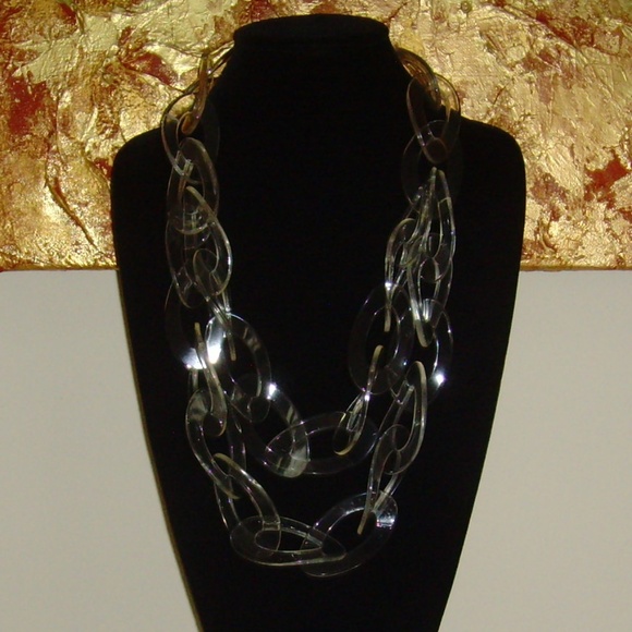 Kenneth Jay Lane Clear Lucite and Gold-Tone Chain Link Style Necklace - Picture 4 of 10